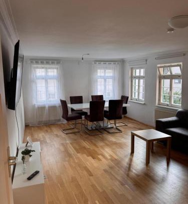 Herrenberg Apartment | Voll ausgestattetes Apartment direkt in der City