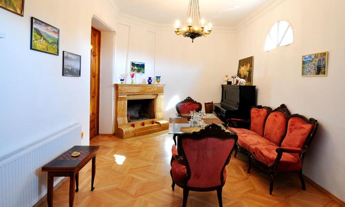 Chugureti Apartment | Vorontsov Old Tbilisi