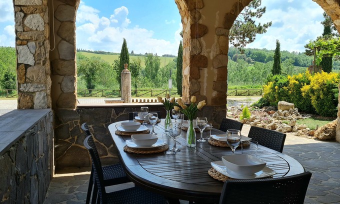 San Giovanni d'Asso House | Vrbo Property