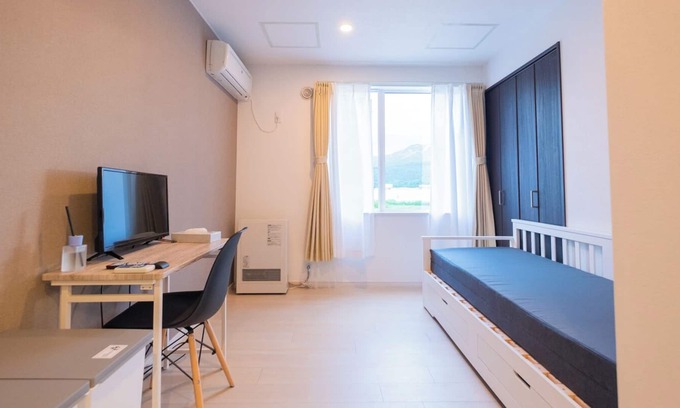 Kutchan Condo | Vrbo Property