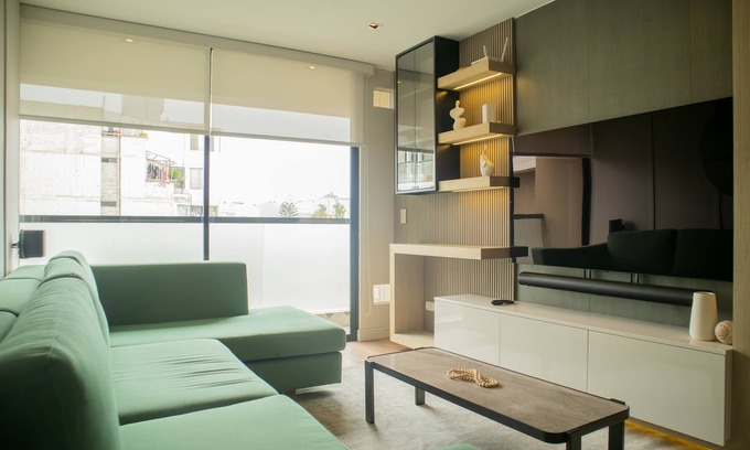 Santa Cruz Apartment | w Flawless 3BR w Balcony in Miraflores