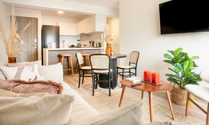 San Isidro Centro Financiero Apartment | w * | Homey 1BR with Balcony in San Isidro
