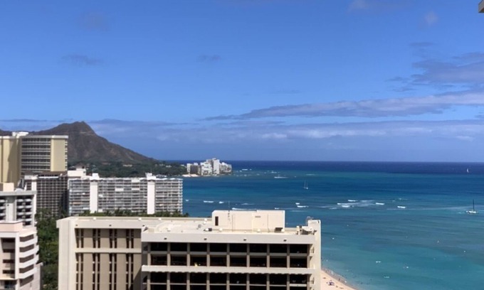 Waikiki Resort | Waikiki Beach Ocean View 2-story spacious Penthouse with 2 BD & 2.5 Bath