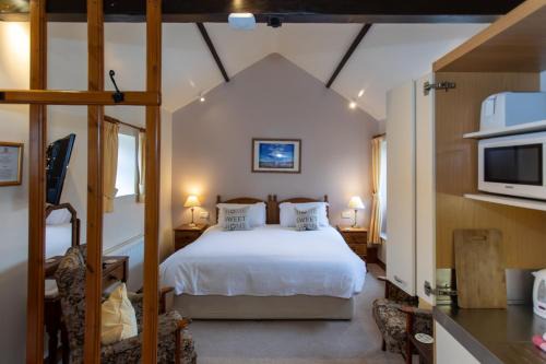 Pickering House | Walcott Studio Room - Rawcliffe Farm Cottages