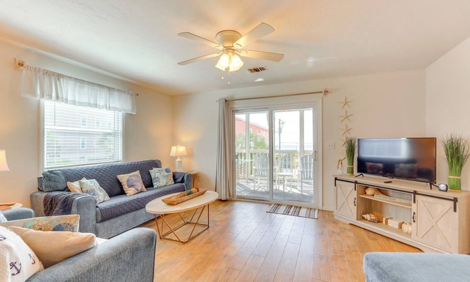 Cape San Blas House | Walk to Shore: Ocean View Cape San Blas Townhome