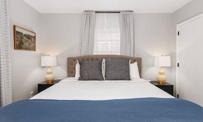 Weaverville House | Walk to Weaverville|15minutes to Asheville