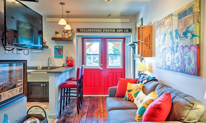 Livingston Apartment | Walkable Studio Apartment in Downtown Livingston!