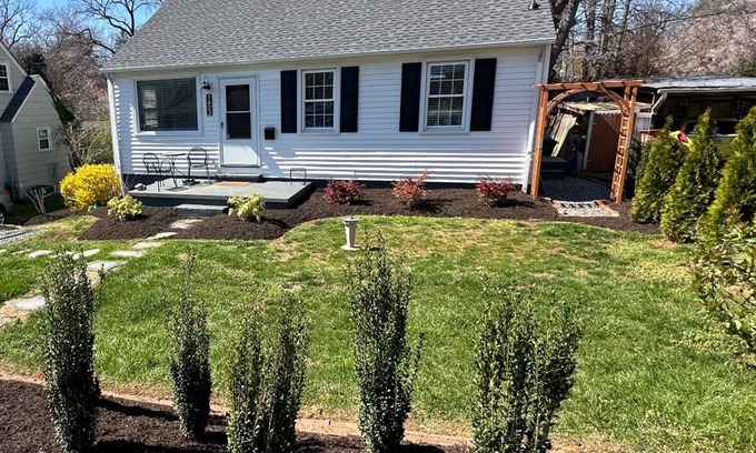 Fry's Spring House | Walkable to UVA