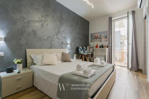 Mola di Bari House | Wanderlust Experience Sunset