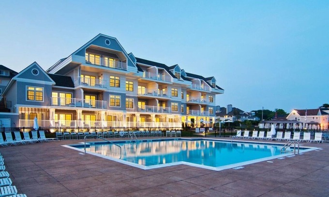 Westbrook Center Resort | Water's Edge Resort and spa w indoor and outdoor pool and beach. Condo Sleeps 6