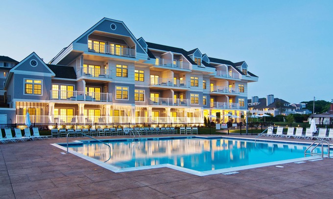 Westbrook Center Resort | Water's Edge Resort & Spa