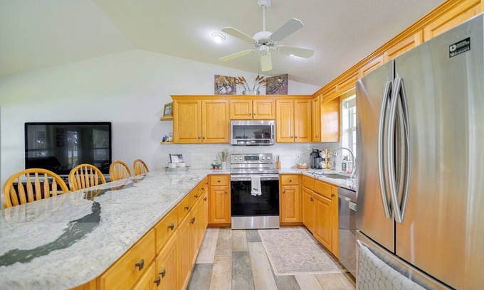 Floral City House | Waterfront Floral City Home: On Bradley Lake!