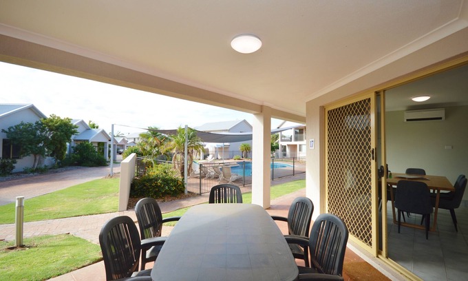 Kalbarri Villa | Waterfront Resort | Sleeps 7 | Pool