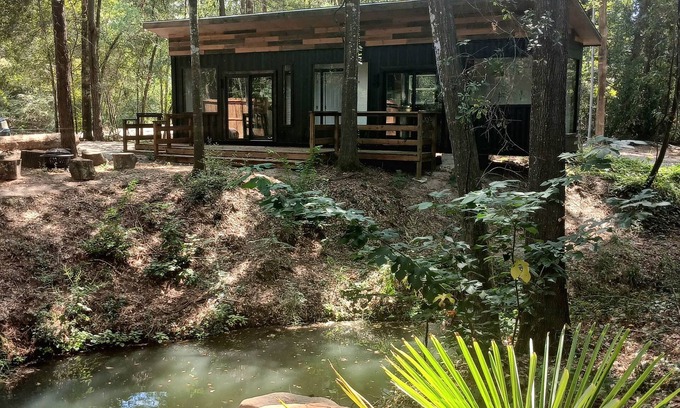 Plantersville House | Waterfront Retreat -Fishing creek , BBQ & S'more
