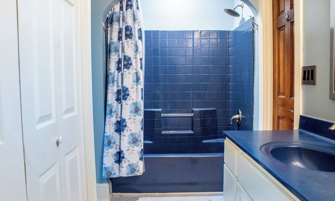 Point Lookout House | Waterfront Retreat w/Private Dock Sleeps 15