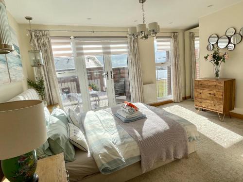 St. Thomas House | Waterfront Villa Marina SA1 Swansea