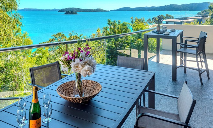 Hamilton Island Apartment | Waves 6, Waves 6 on Hamilton Island