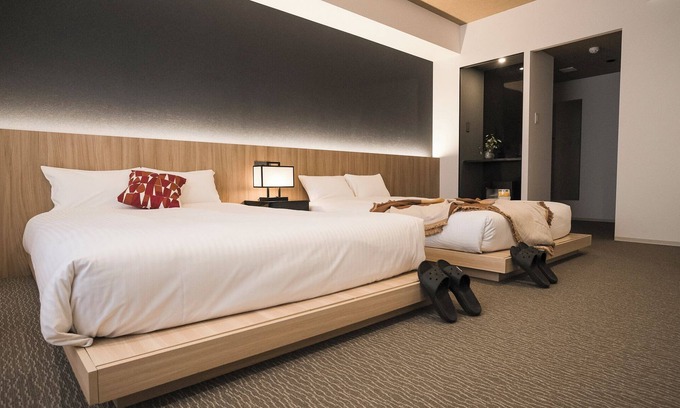 Karasuma Hotel | WAYFARER Shin