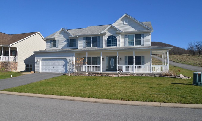 Lemont House | We Are.Really Close To Everything In State College!