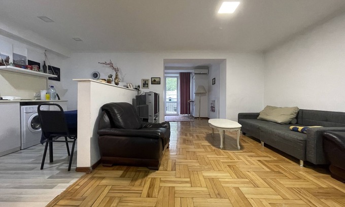 Chugureti Apartment | Wedding House Building Apartment