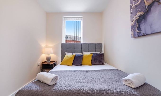 Wednesbury Apartment | Wednesbury, 1 Bedroom Apartment 105 with Parking