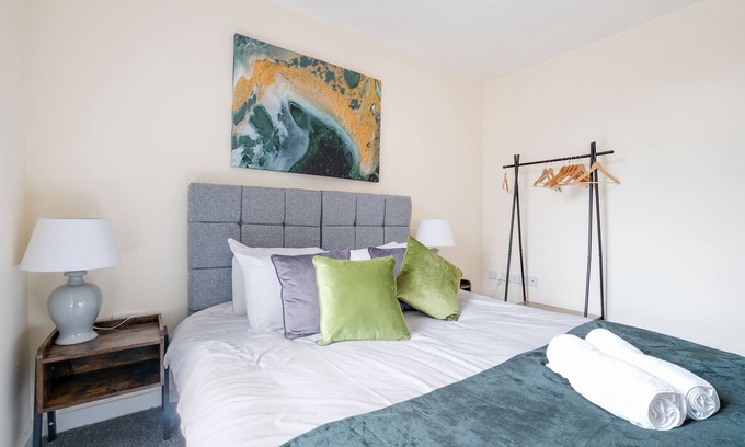 Wednesbury Apartment | Wednesbury, 1 Bedroom Apartment 107 with Parking