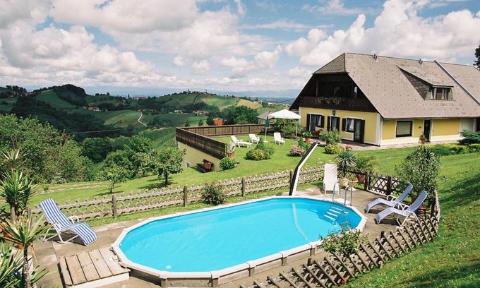 Kitzeck im Sausal House | Weingut Lambauer