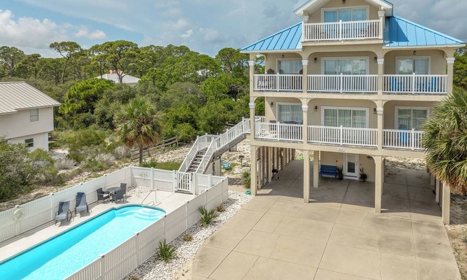 St. George Island House | Welcome to Blue Pelican!