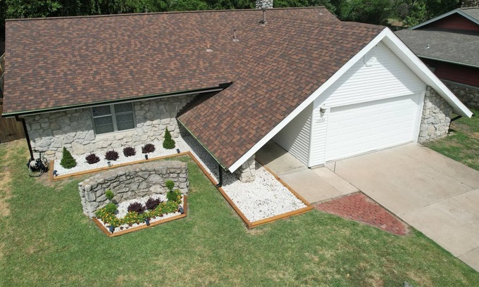 South Tulsa House | Welcome to Innovators Home Tulsa Fenced Backyard Pets Welcome!
