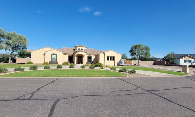 Gilbert House | Welcome to your Getaway. Escape to family friendly Gilbert, Arizona!