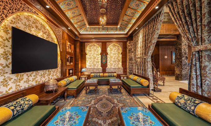 Srinagar Hotel | WelcomHeritage Grand Srinagar