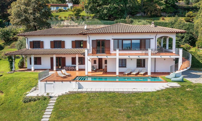Arona Villa | Welcoming and appealing villa with pool & views of Lake Maggiore! -Villa Mirella