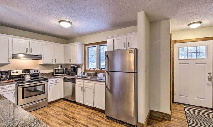 Tannersville Villa | Well-Appointed Villa w/Sauna at Camelback Mtn