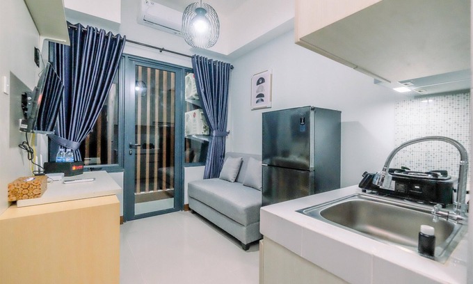 Bogor Selatan Apartment | Well Furnished And Comfy 2Br At Royal Heights Apartment