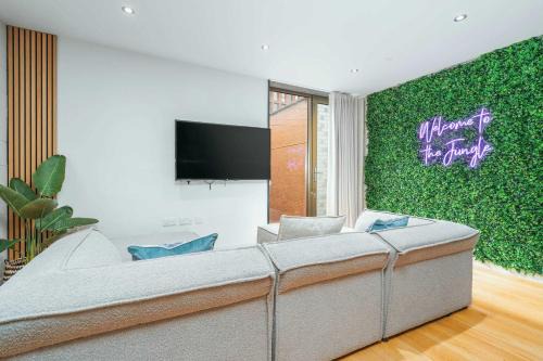 Manchester City Centre House | West Townhouse by CasaCity