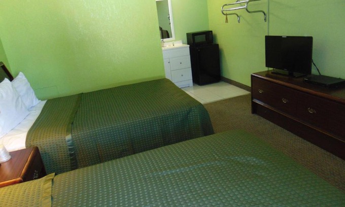 Abbeville Hotel | Westbrook Motel