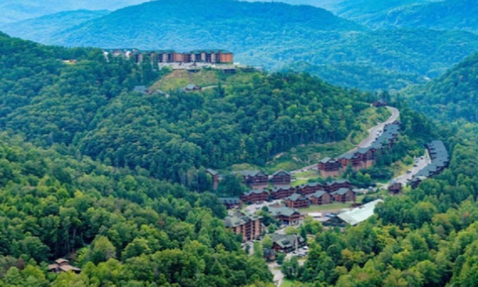 Gatlinburg Resort | Westgate Smoky Mountains resort and spa, 2 bdrd, 2 baths.