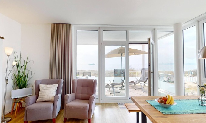 Pelzerhaken Apartment | What a sea view! The Baltic Sea vacation apartment Südkap Apartment H-02