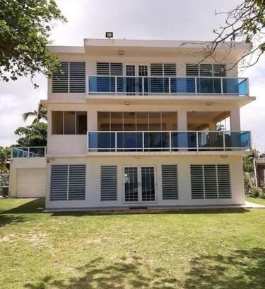 Playa Fortuna House | When we say Beach Front, we mean on the BEACH!