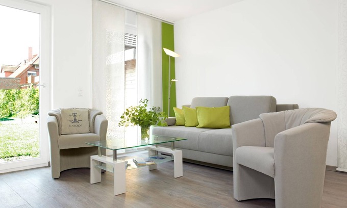 Kirchdorf Apartment | Whg. 2 Am Krabbenweg - Modern furnished apartment in Kirchdorf.