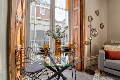 Worcester Apartment | WhiskAwayStays - Shaw Street - Apartment 3