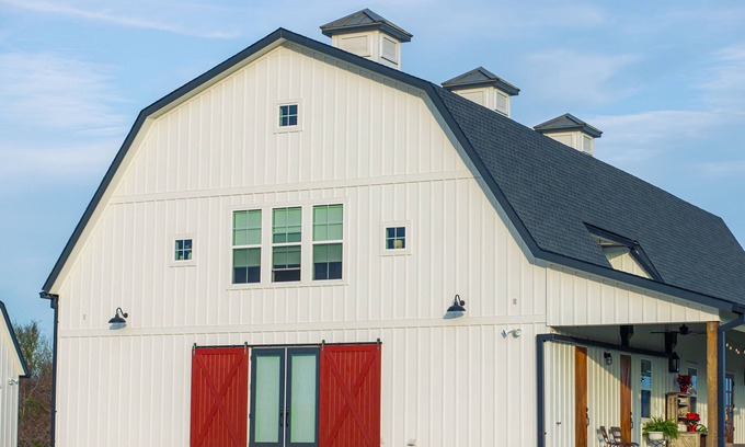 Montgomery House | White Gambrel Style Barn