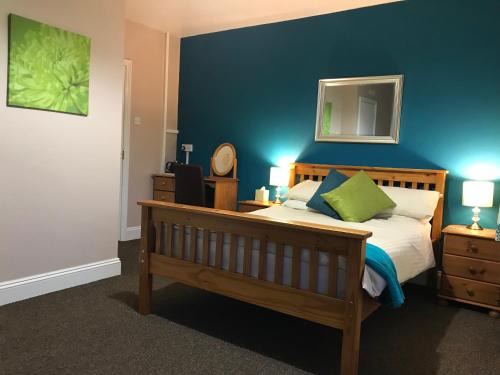 Mablethorpe and Sutton House | White Heather Guest House