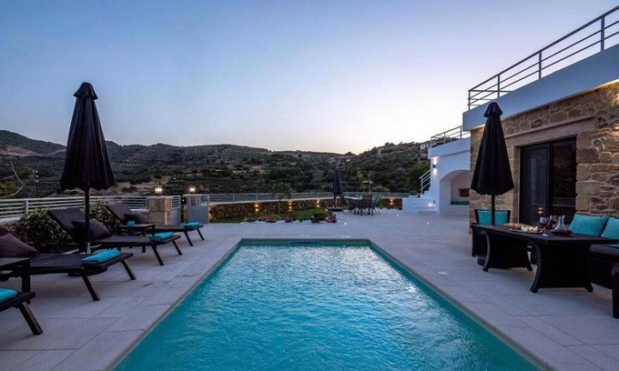 Koukounara Villa | White House Boutique