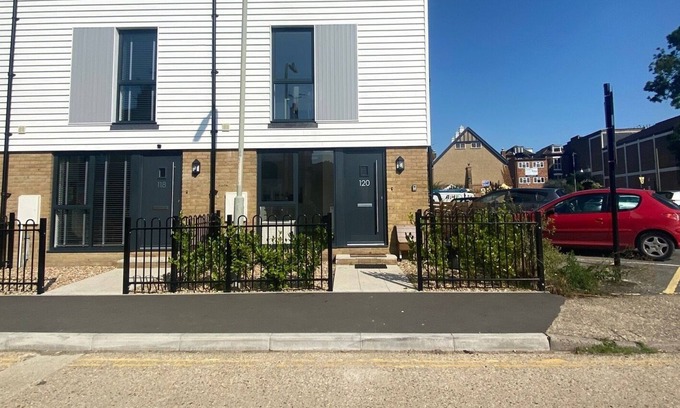 Whitstable House | Whitstable Townhouse by the Sea