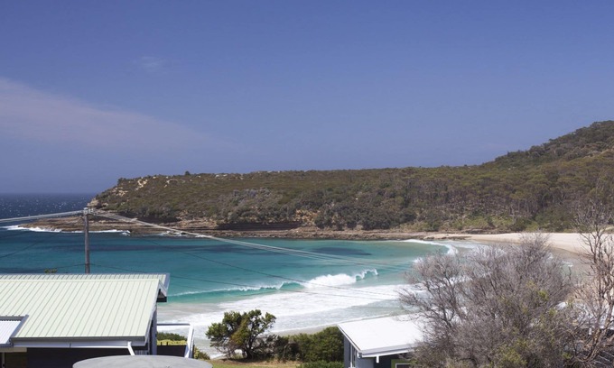 Kioloa House | Who wouldn't want to wake up here?