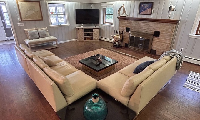 Lake City Cottage | Wild Eagle Cottages