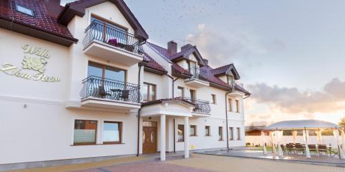 Sarbinowo Bed & Breakfast | Willa Złota Róża