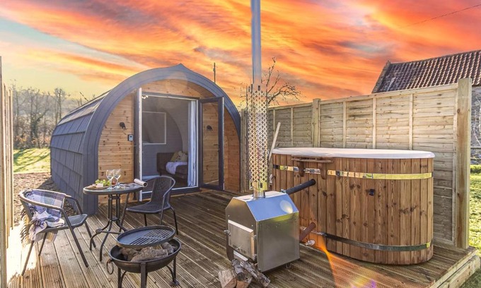 Yarley House | Windsor, Apple Tree Glamping, Nr Wells