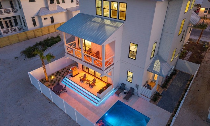 Biltmore Beach House | Wine Down | 6 Bedroom | Amazing Gulf Views | Private Pool | Beach access 1 min. walk